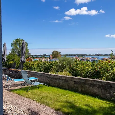 Reetdachhaus Im Fischerdorf * Freest