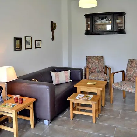 Reetdachhaus Im Fischerdorf Ferienhaus *