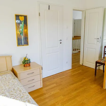 Reetdachhaus Im Fischerdorf